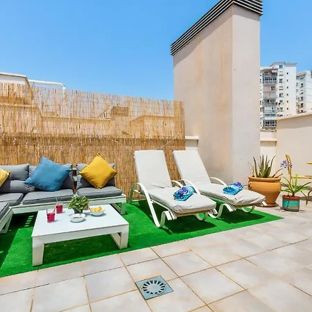 -malagasunapts-city Centre Terrace Pool Parking Apartment