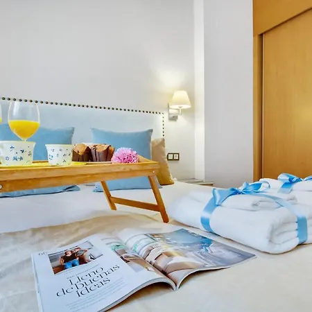 -malagasunapts-city Centre Terrace Pool Parking Malaga
