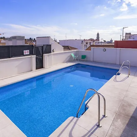 -malagasunapts-city Centre Terrace Pool Parking