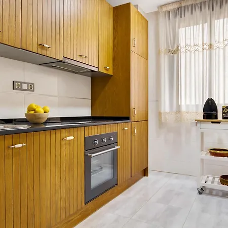 -malagasunapts-city Centre Terrace Pool Parking Malaga